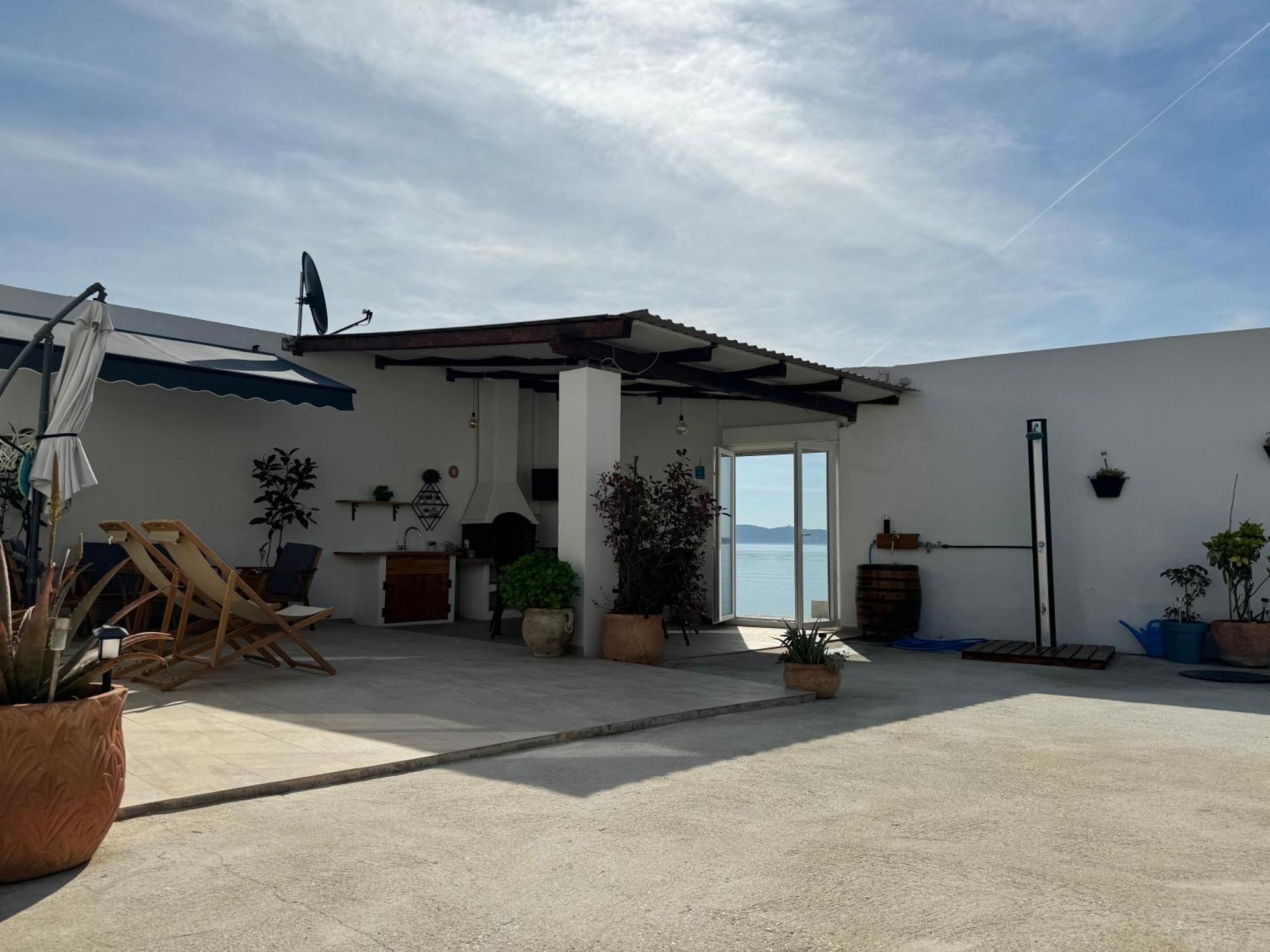 Beach House Oasis Villa Livak Kaštela Exterior foto