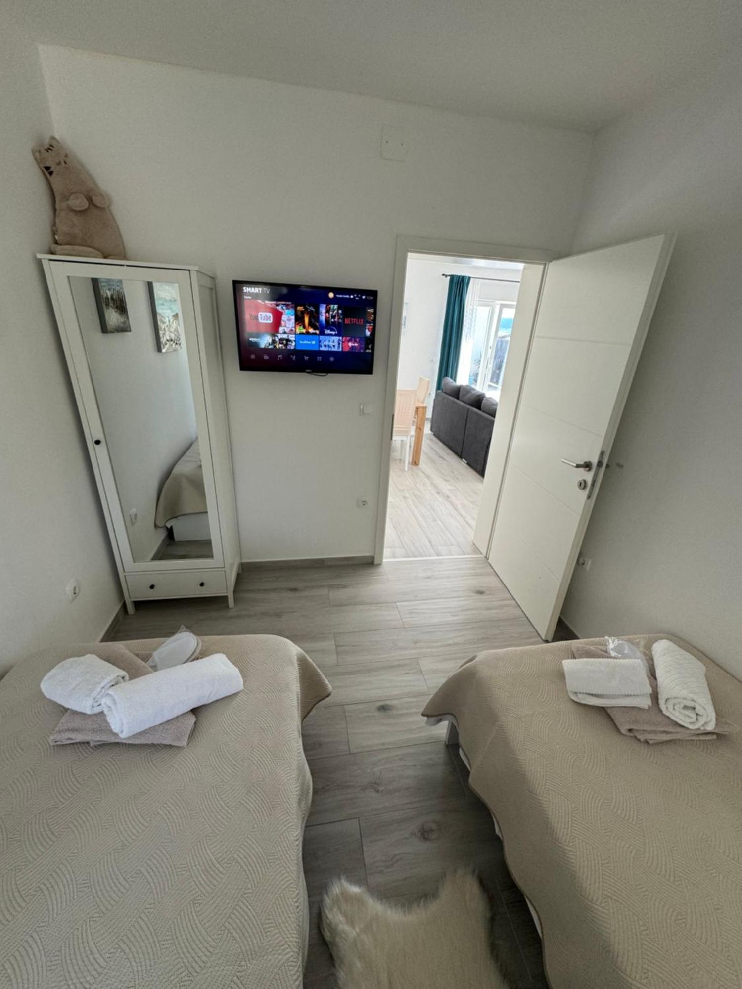Beach House Oasis Villa Livak Kaštela Exterior foto