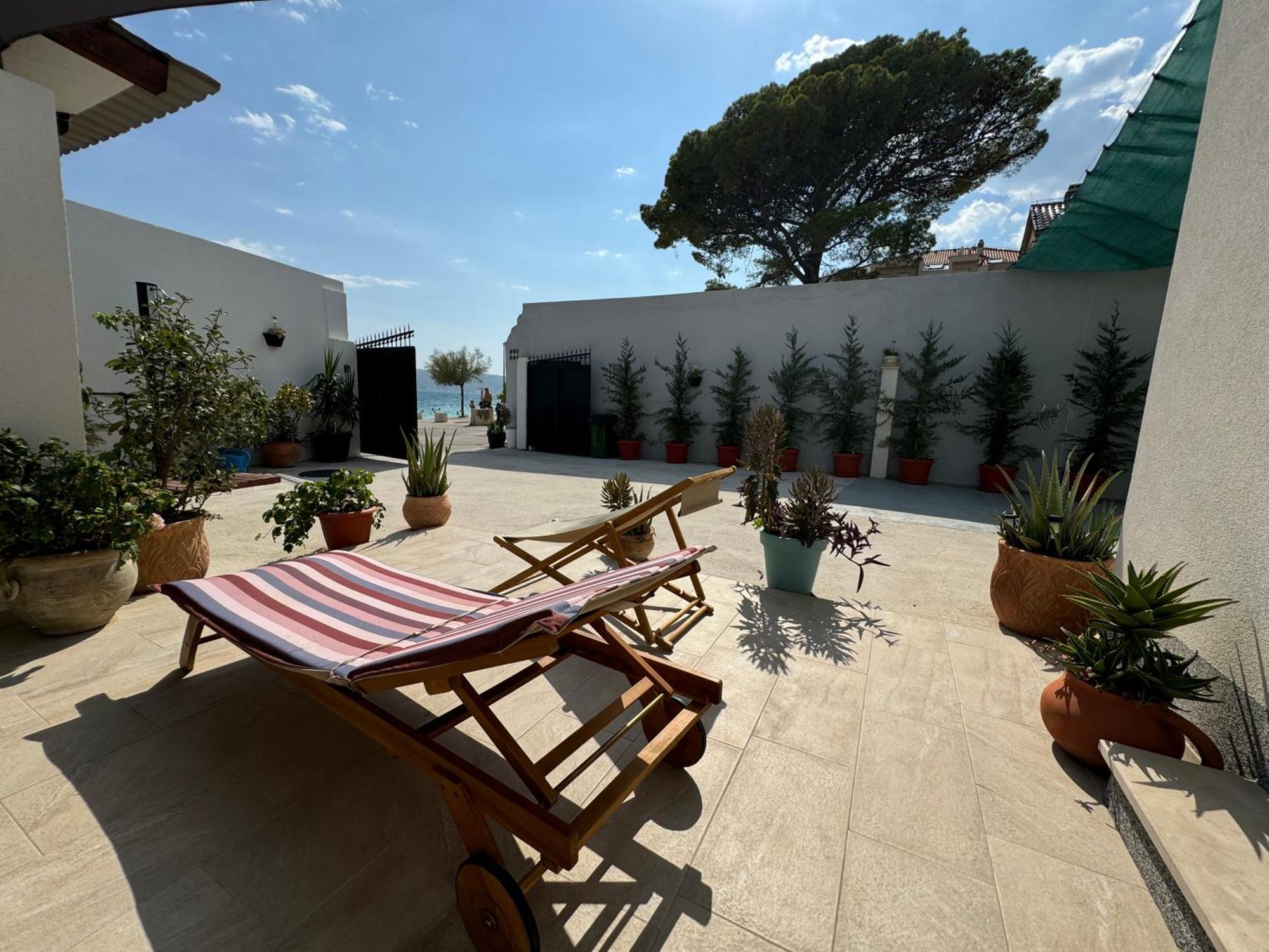 Beach House Oasis Villa Livak Kaštela Exterior foto