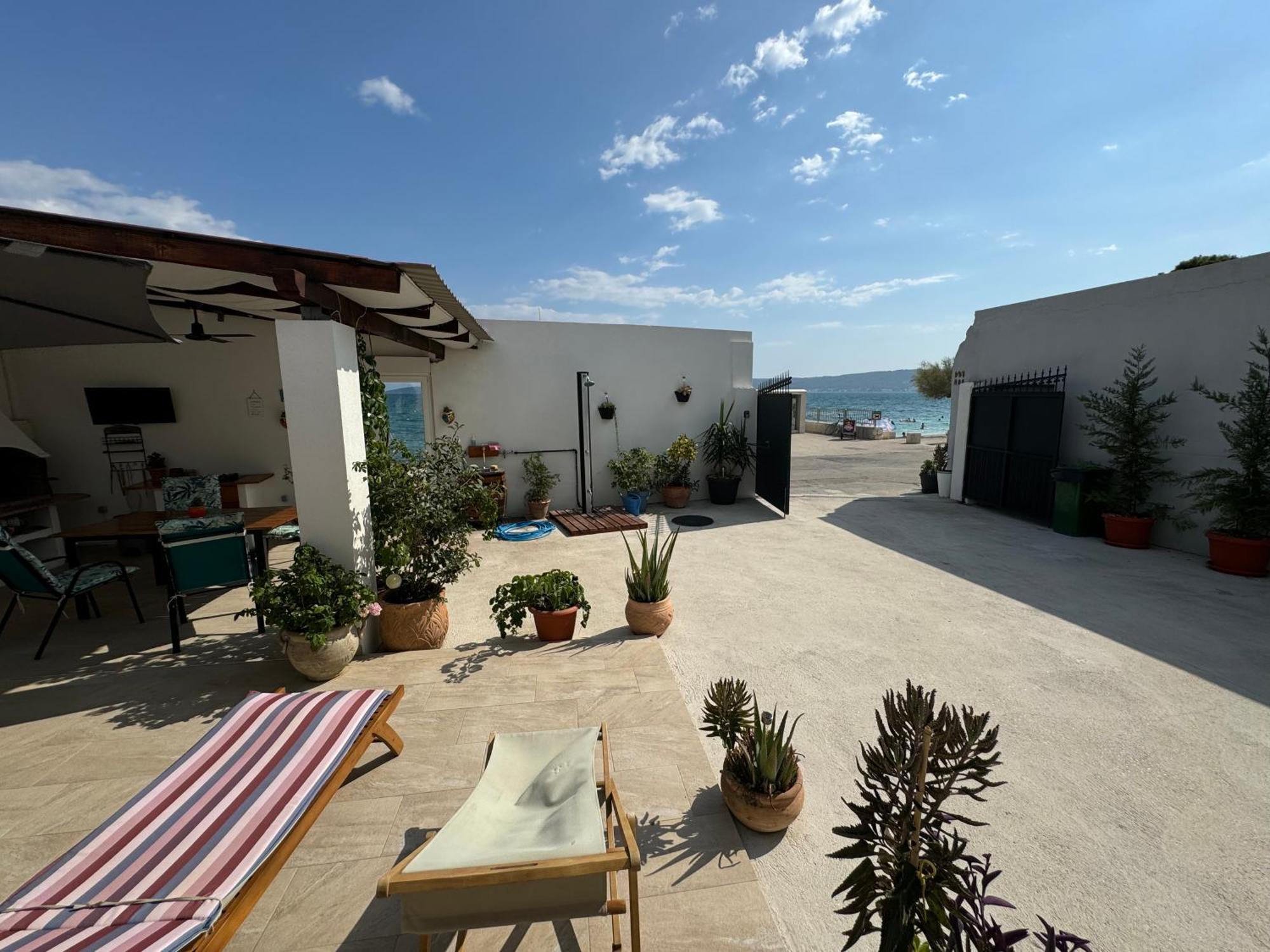 Beach House Oasis Villa Livak Kaštela Exterior foto